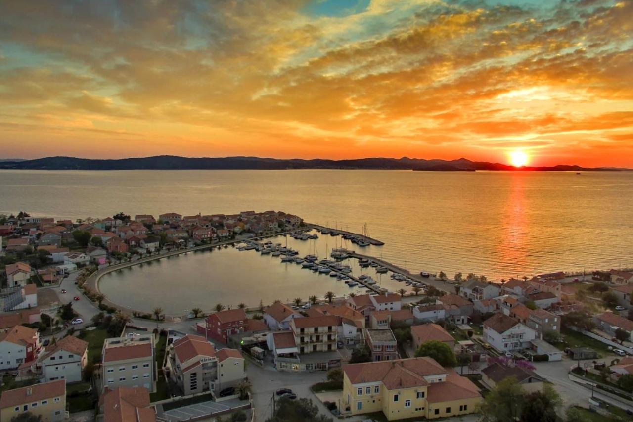 Apartments With A Parking Space Bibinje, Zadar - 18843 Luaran gambar